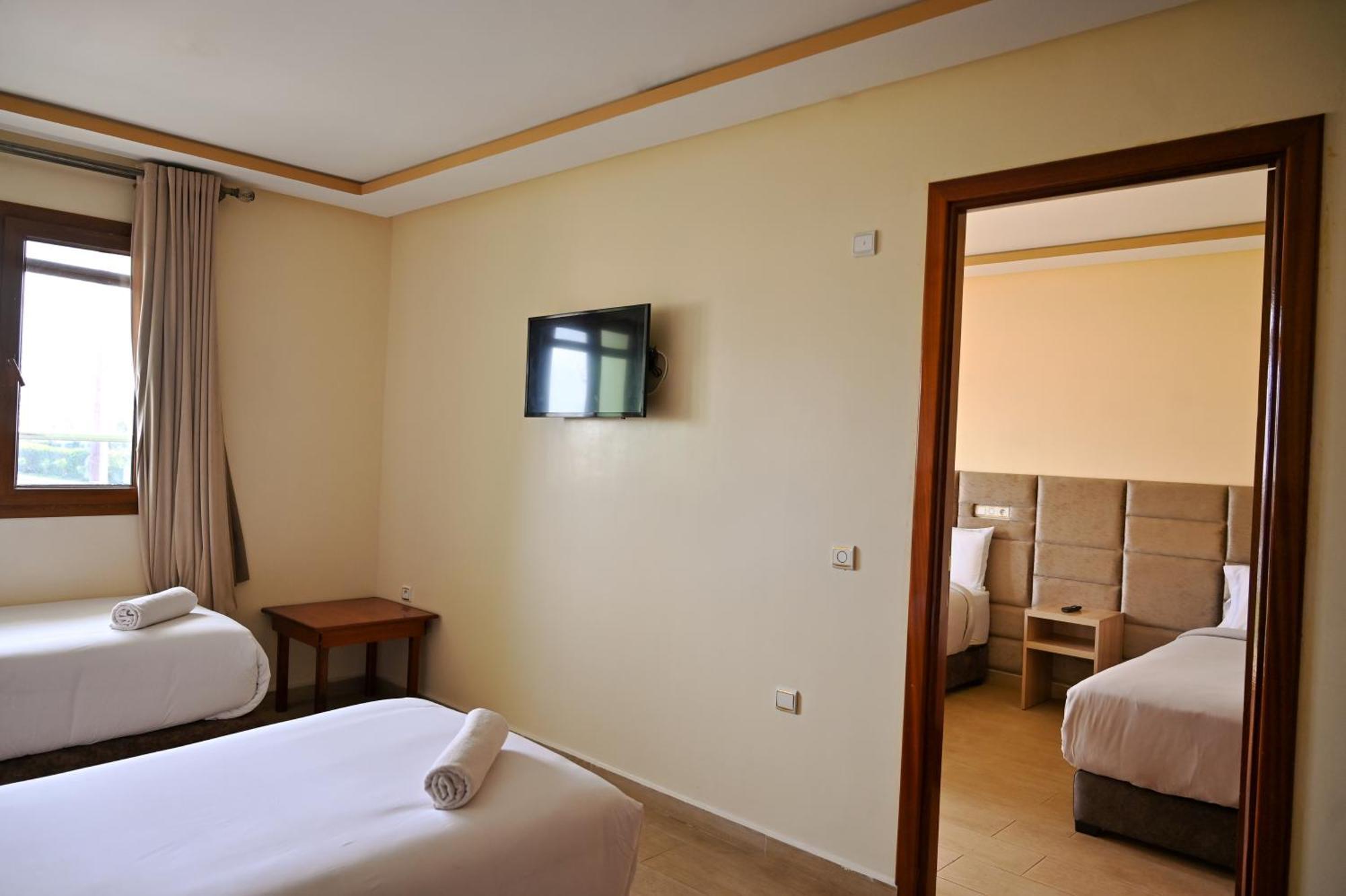 Hotel Jawharat El Jadida Buitenkant foto